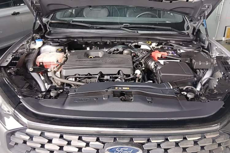 Used Ford Mondeo 2022 Facelifted EcoBoost 245 Ultimate Edition Engine Bay
