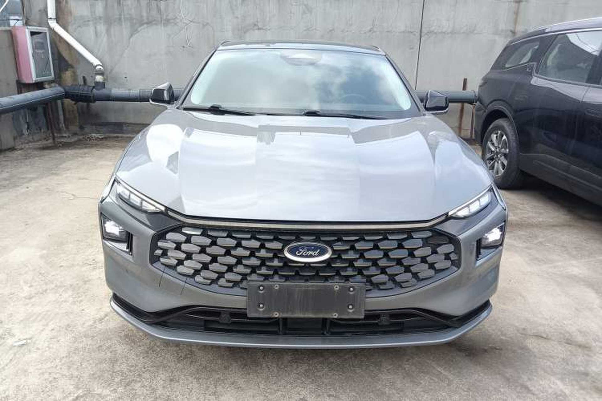 Used Ford Mondeo 2022 Restyled EcoBoost 245 Luxury Version Exterior 1