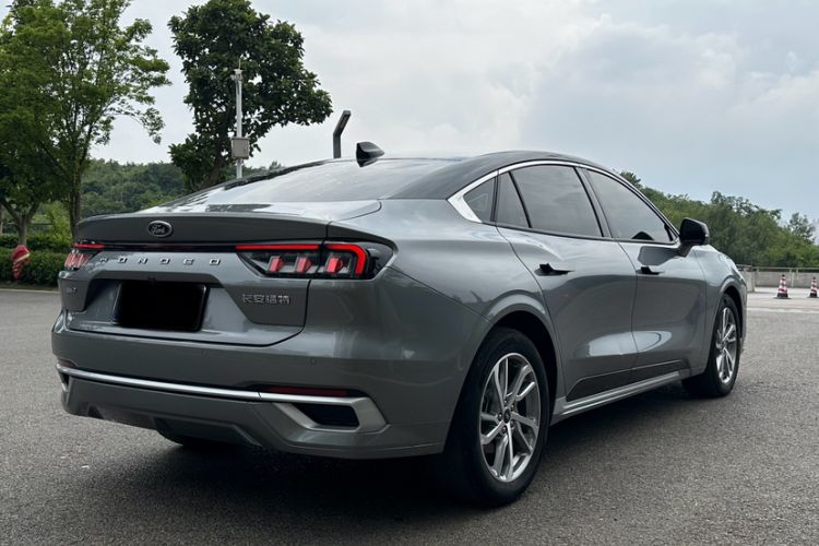 Used Ford Mondeo 2022 Restyled EcoBoost 245 Luxury Version Exterior 4