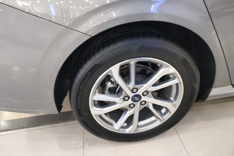 Used Ford Mondeo 2022 Restyled EcoBoost 245 Luxury Version Exterior 5