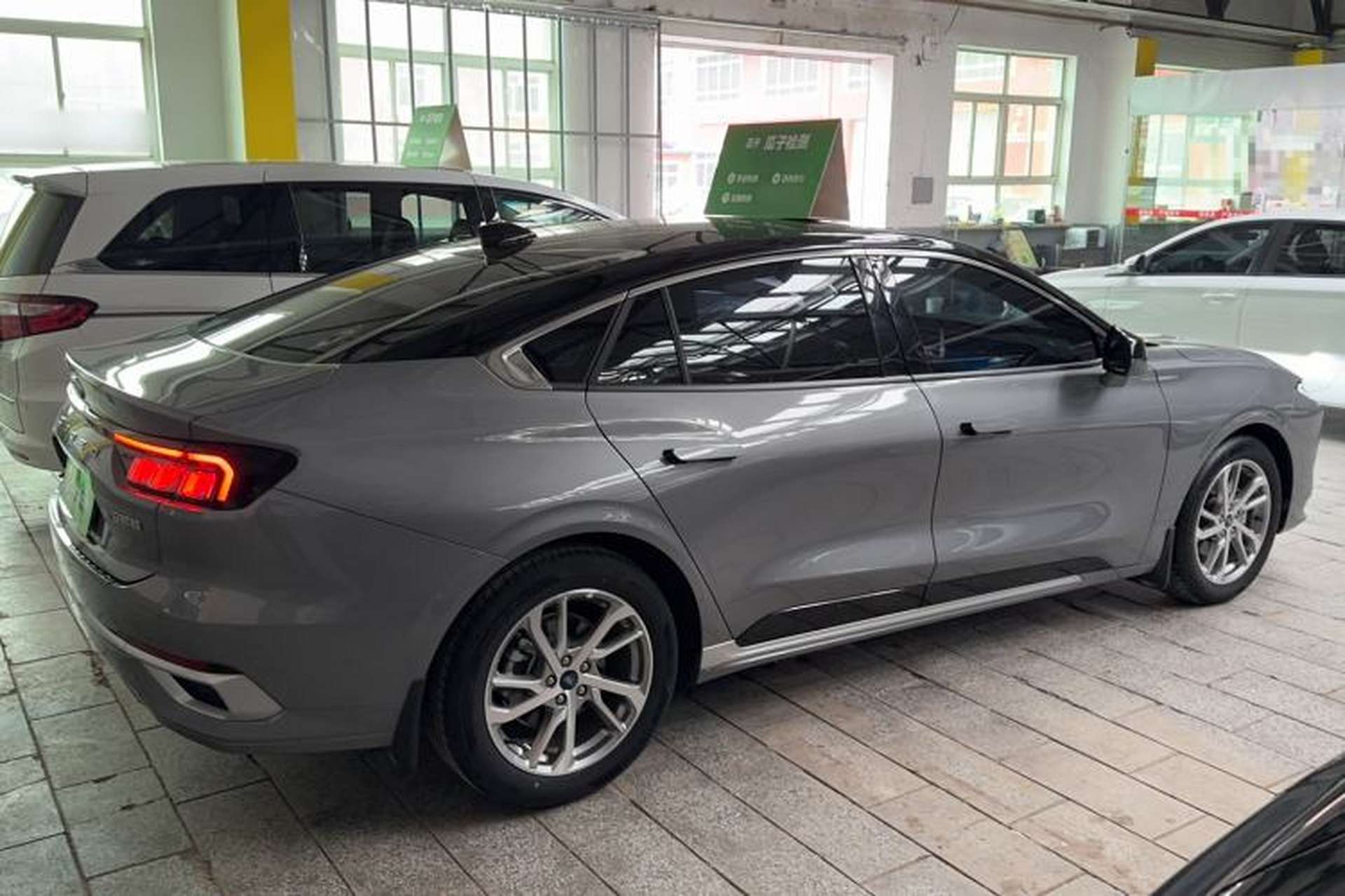 Used Ford Mondeo 2022 Restyled EcoBoost 245 Luxury Version Exterior 7