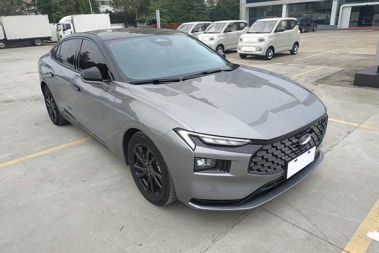 Used Ford Mondeo 2022 Restyled EcoBoost 245 Luxury Version Front Right 45 Deg