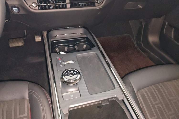 Used Ford Mondeo 2022 Restyled EcoBoost 245 Luxury Version Gear Lever