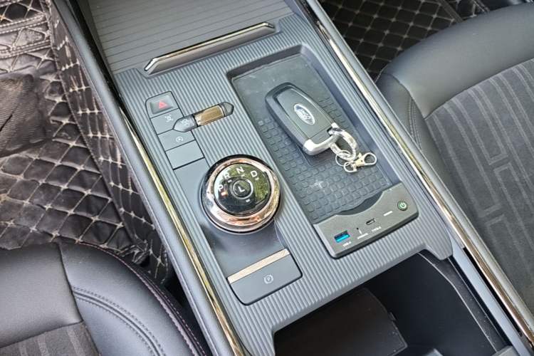 Used Ford Mondeo 2022 Restyled EcoBoost 245 Luxury Version Gear Lever