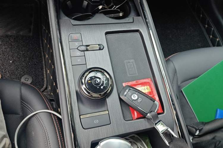 Used Ford Mondeo 2022 Facelifted EcoBoost 245 Ultimate Edition Gear Lever