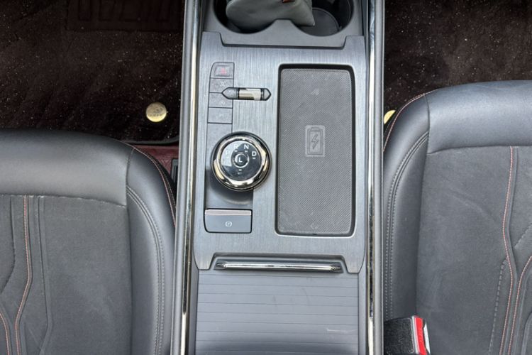 Used Ford Mondeo 2022 EcoBoost 245 Ultimate Model Gear Lever