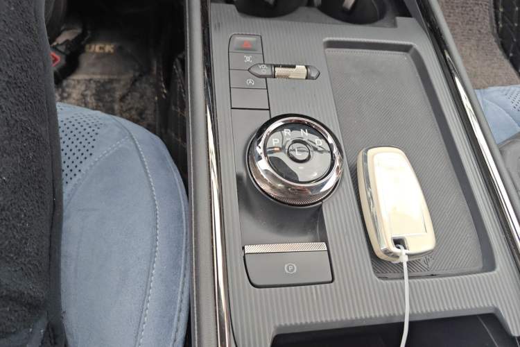 Used Ford Mondeo 2022 Restyled EcoBoost 245 Luxury Version Gear Lever