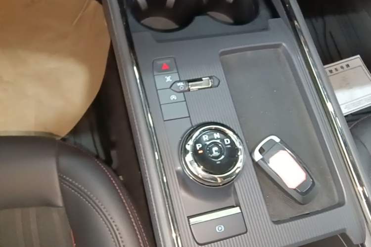 Used Ford Mondeo 2022 Restyled EcoBoost 245 Luxury Version Gear Lever