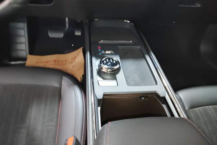 Used Ford Mondeo 2022 Restyled EcoBoost 245 Luxury Version Gear Lever
