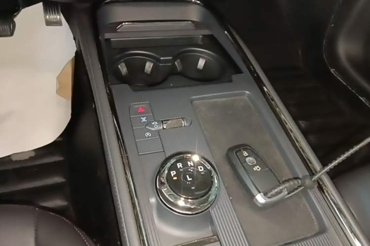 Used Ford Mondeo 2022 Restyled EcoBoost 245 Luxury Version Gear Lever