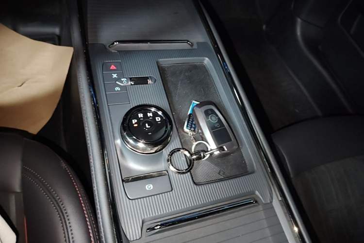 Used Ford Mondeo 2022 Restyled EcoBoost 245 Luxury Version Gear Lever