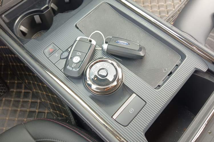 Used Ford Mondeo 2022 Restyled EcoBoost 245 Luxury Version Gear Lever