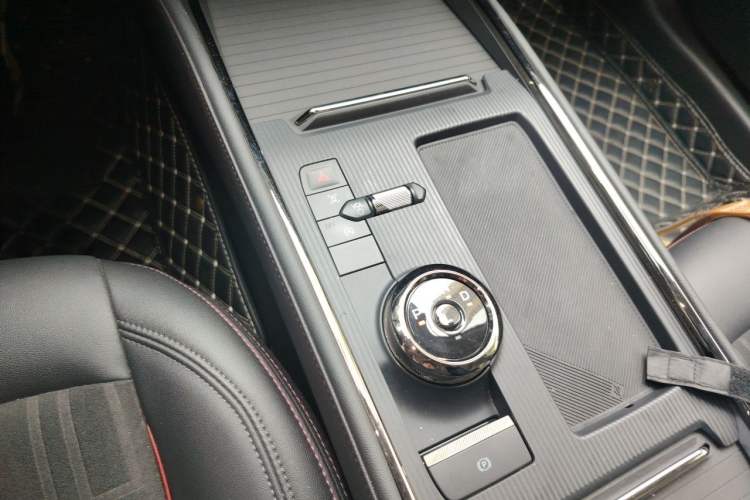 Used Ford Mondeo 2022 Restyled EcoBoost 245 Luxury Version Gear Lever