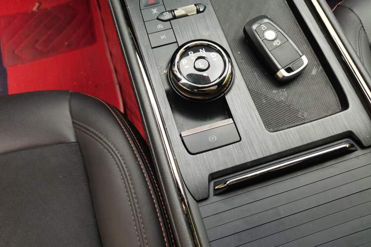 Used Ford Mondeo 2022 Facelifted EcoBoost 245 Ultimate Edition Gear Lever