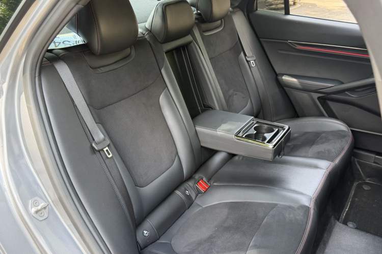 Used Ford Mondeo 2022 Facelift EcoBoost 245 ST-Line Headliner