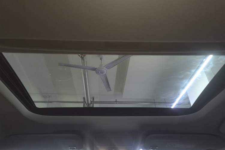 Used Ford Mondeo 2022 Restyled EcoBoost 245 Luxury Version Headliner
