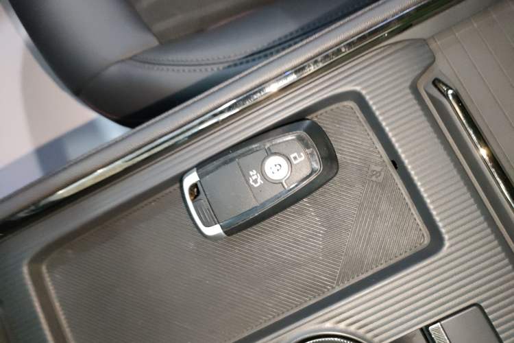 Used Ford Mondeo 2022 Restyled EcoBoost 245 Luxury Version Interior 1