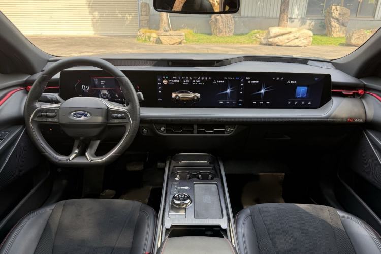 Used Ford Mondeo 2022 Facelift EcoBoost 245 ST-Line Interior 11