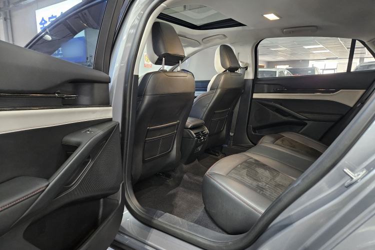 Used Ford Mondeo 2022 EcoBoost 245 Luxury Model Interior 2