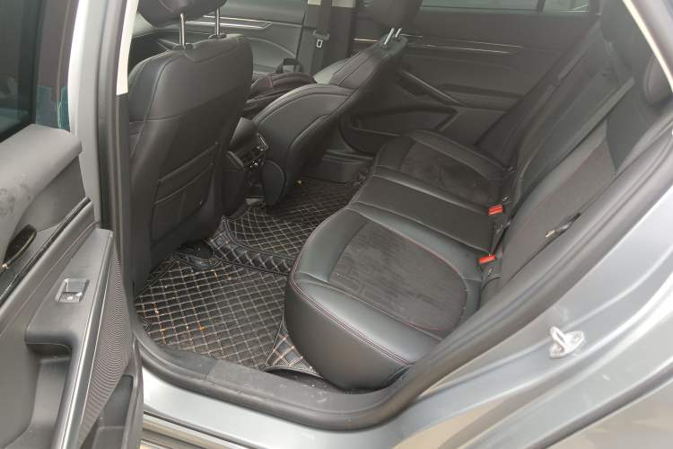 Used Ford Mondeo 2022 Restyled EcoBoost 245 Luxury Version Interior 4