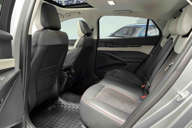 Used Ford Mondeo 2022 Restyled EcoBoost 245 Luxury Version Interior 5