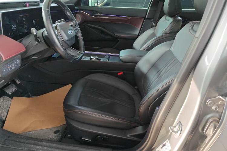 Used Ford Mondeo 2022 EcoBoost 245 Ultimate Model Interior 8