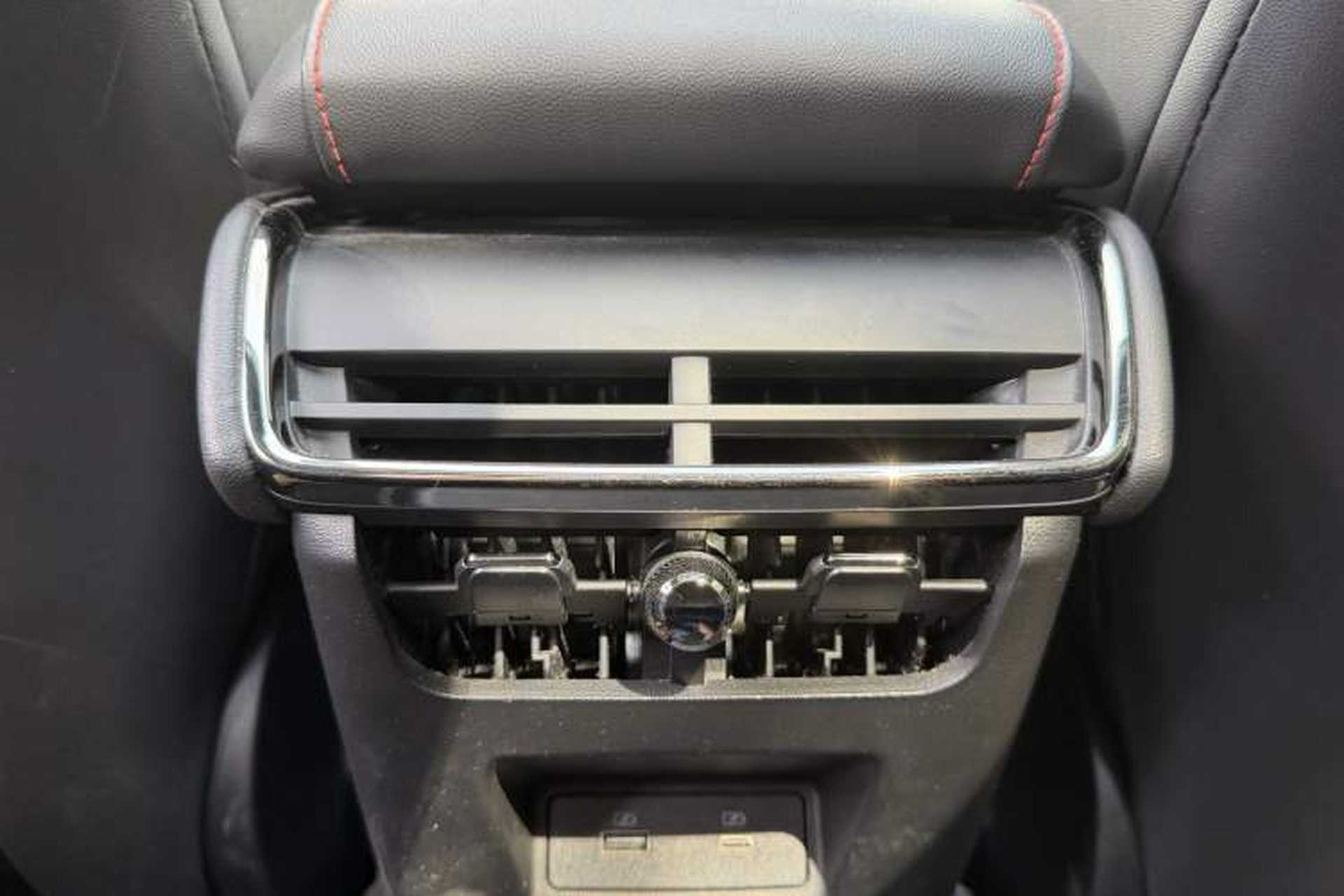 Used Ford Mondeo 2022 Facelift EcoBoost 245 ST-Line Interior 8