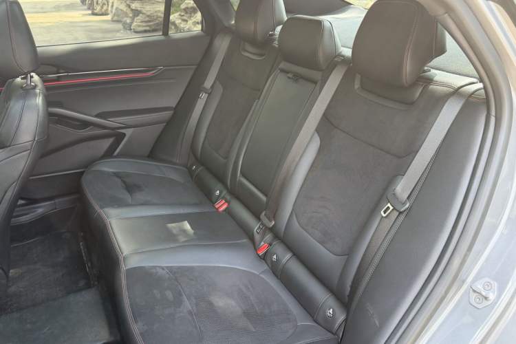Used Ford Mondeo 2022 Facelift EcoBoost 245 ST-Line Interior 9