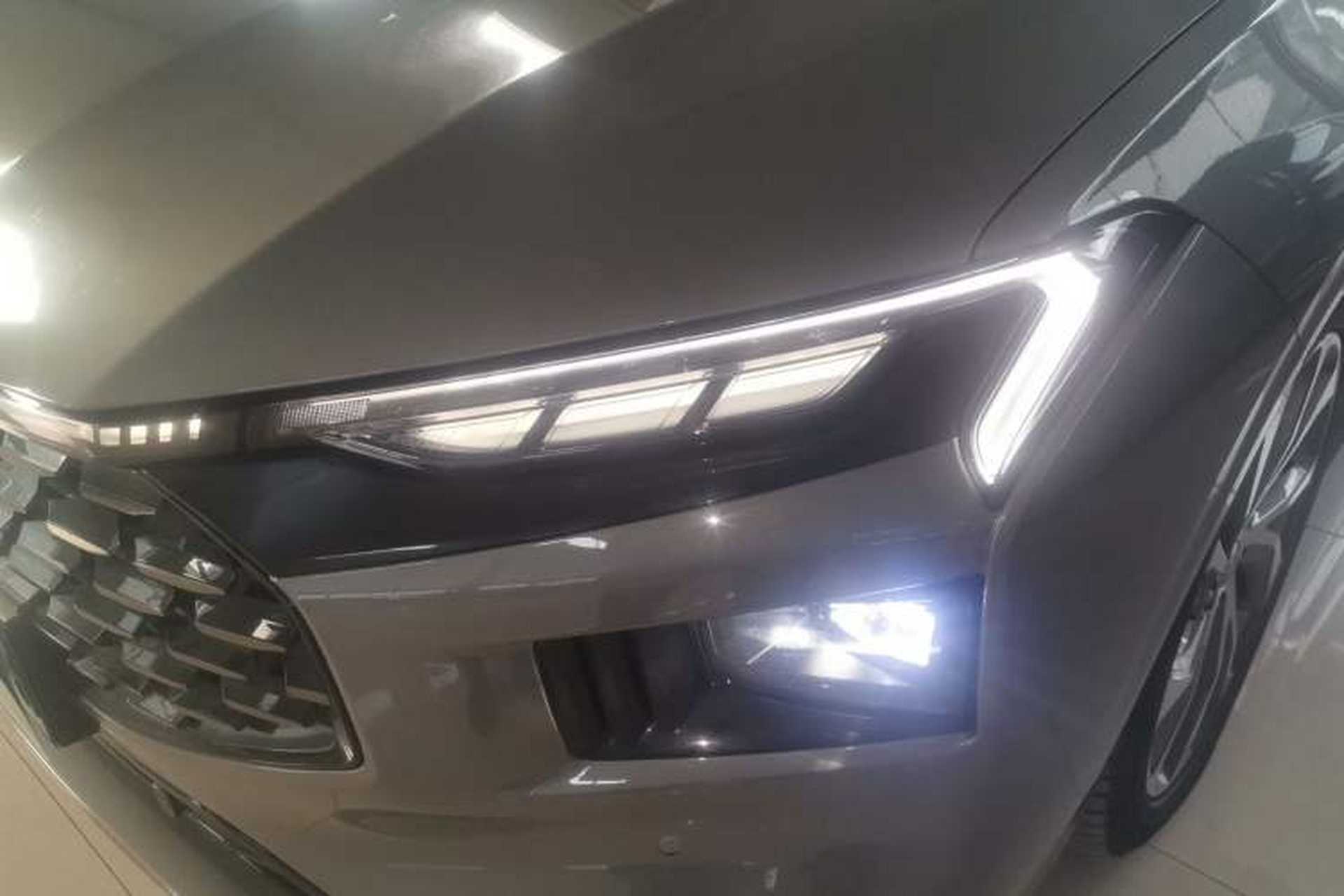Used Ford Mondeo 2022 EcoBoost 245 Ultimate Model Left Front Headlight