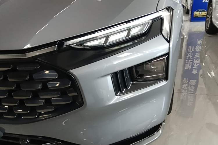 Used Ford Mondeo 2022 Restyled EcoBoost 245 Luxury Version Left Front Headlight