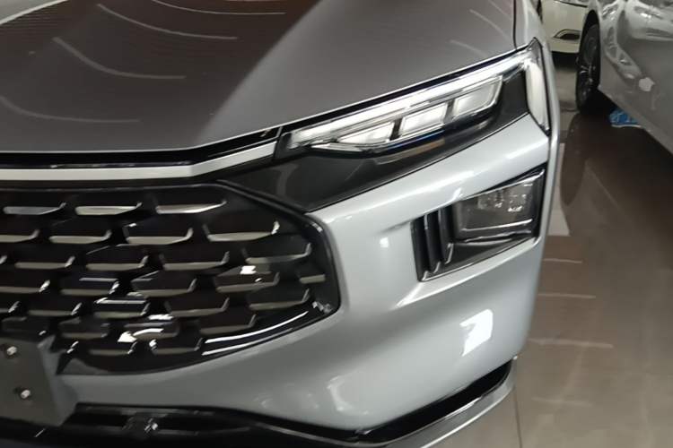 Used Ford Mondeo 2022 Restyled EcoBoost 245 Luxury Version Left Front Headlight