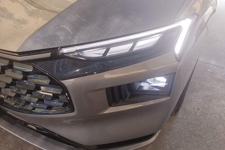 Used Ford Mondeo 2022 Restyled EcoBoost 245 Luxury Version Left Front Headlight