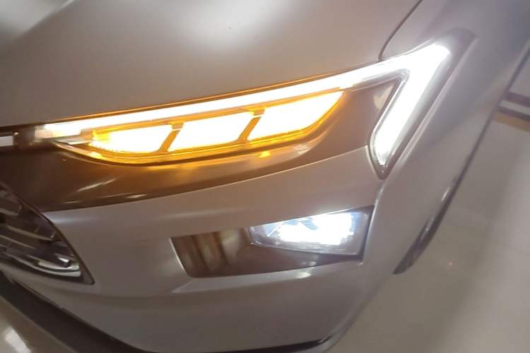 Used Ford Mondeo 2022 Restyled EcoBoost 245 Luxury Version Left Front Headlight