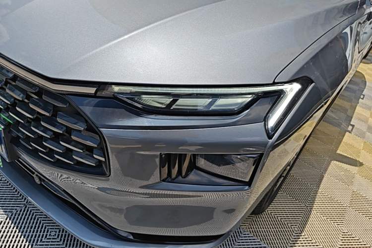 Used Ford Mondeo 2022 Restyled EcoBoost 245 Luxury Version Left Front Headlight