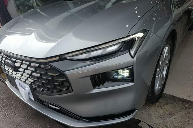 Used Ford Mondeo 2022 Restyled EcoBoost 245 Luxury Version Left Front Headlight
