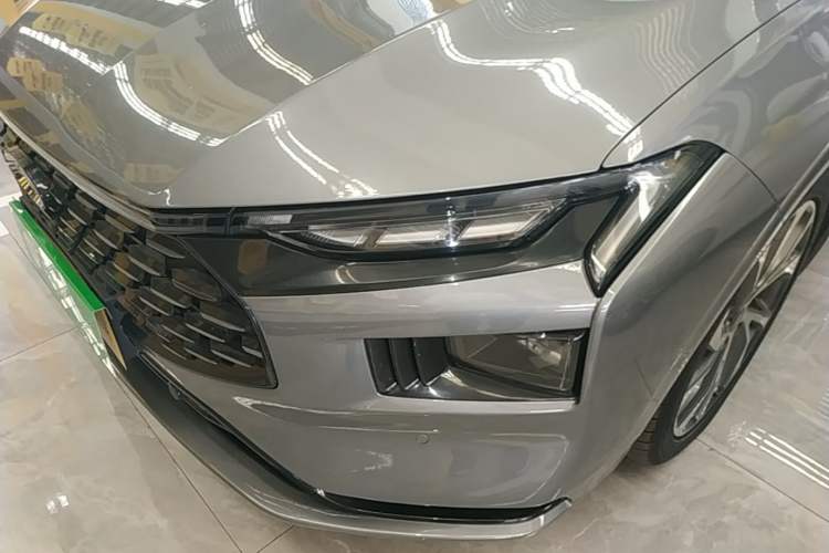 Used Ford Mondeo 2022 Facelifted EcoBoost 245 Ultimate Edition Left Front Headlight