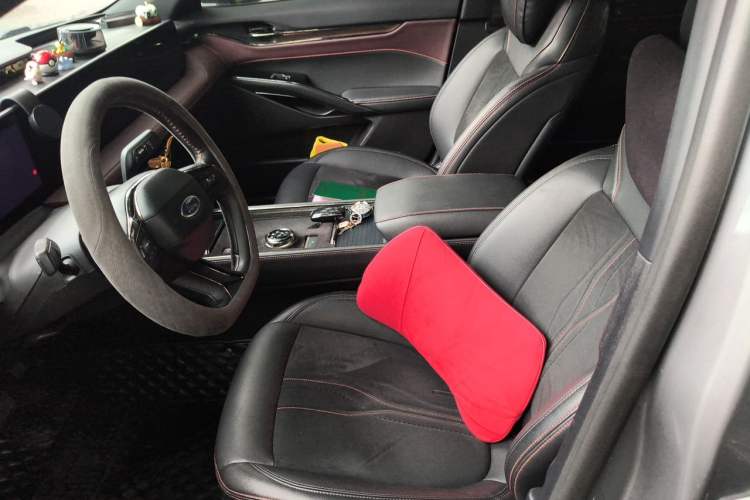 Used Ford Mondeo 2022 Facelifted EcoBoost 245 Ultimate Edition Left Front Seat