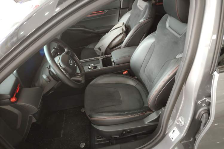 Used Ford Mondeo 2022 EcoBoost 245 ST-Line Left Front Seat