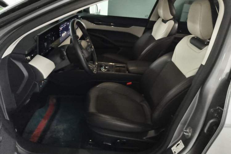 Used Ford Mondeo 2022 Restyled EcoBoost 245 Luxury Version Left Front Seat