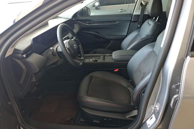 Used Ford Mondeo 2022 Restyled EcoBoost 245 Luxury Version Left Front Seat
