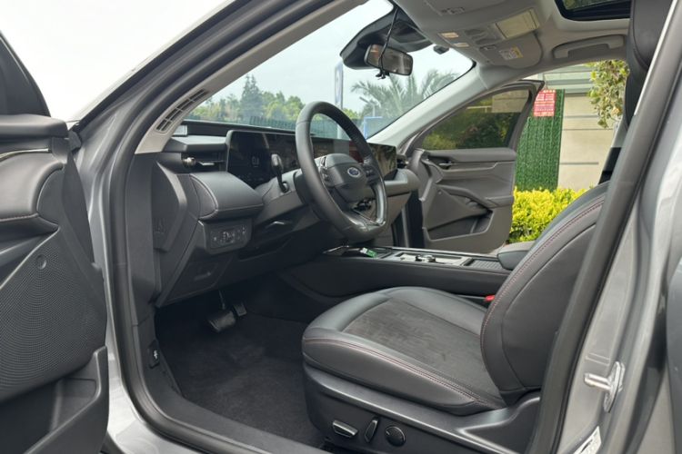 Used Ford Mondeo 2022 Restyled EcoBoost 245 Luxury Version Left Front Seat