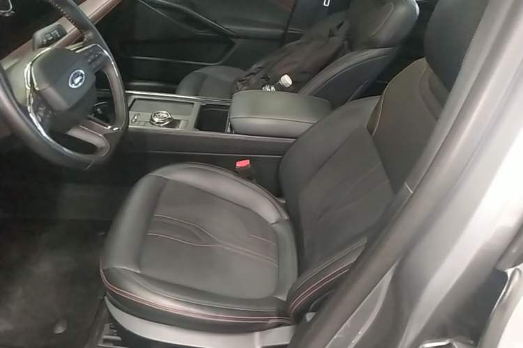 Used Ford Mondeo 2022 Facelifted EcoBoost 245 Ultimate Edition Left Front Seat