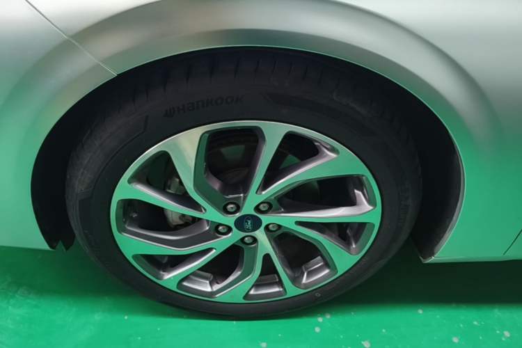 Used Ford Mondeo 2022 Facelifted EcoBoost 245 Ultimate Edition Left Front Wheel Hub