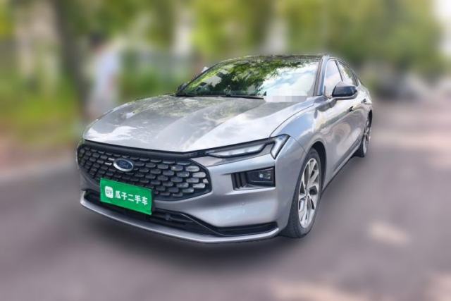 Ojetý Ford Mondeo 2022 EcoBoost 245 Ultimate Model