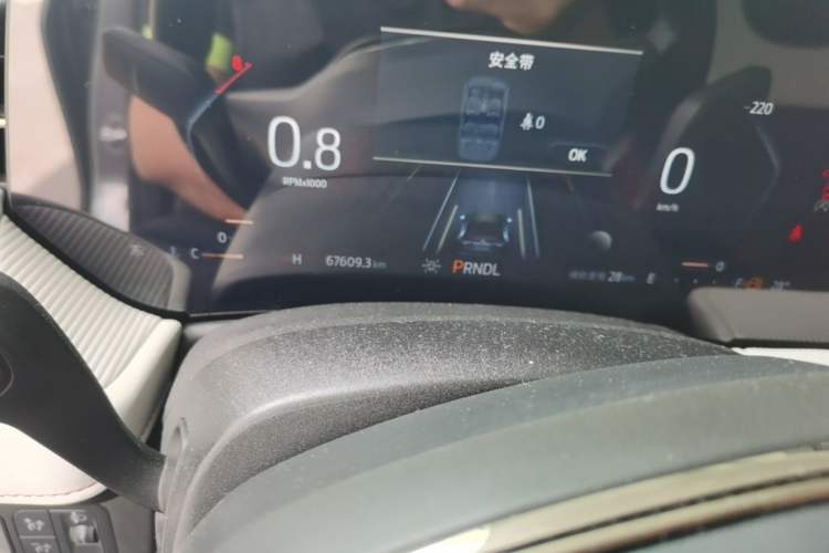 Used Ford Mondeo 2022 Restyled EcoBoost 245 Luxury Version Odometer Close Up