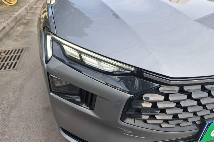 Used Ford Mondeo 2022 EcoBoost 245 Luxury Model Right Front Headlight