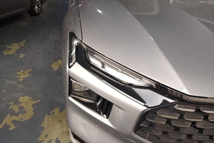 Used Ford Mondeo 2022 Facelifted EcoBoost 245 Ultimate Edition Right Front Headlight
