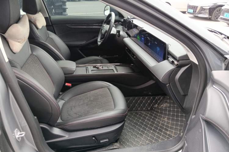 Used Ford Mondeo 2022 Restyled EcoBoost 245 Luxury Version Right Front Seat