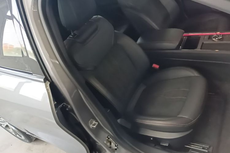 Used Ford Mondeo 2022 Facelifted EcoBoost 245 Ultimate Edition Right Front Seat
