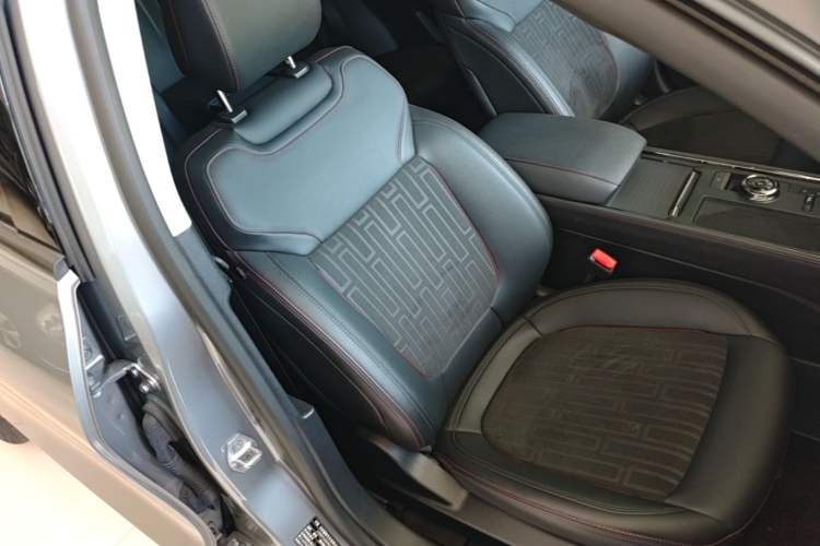 Used Ford Mondeo 2022 Restyled EcoBoost 245 Luxury Version Right Front Seat